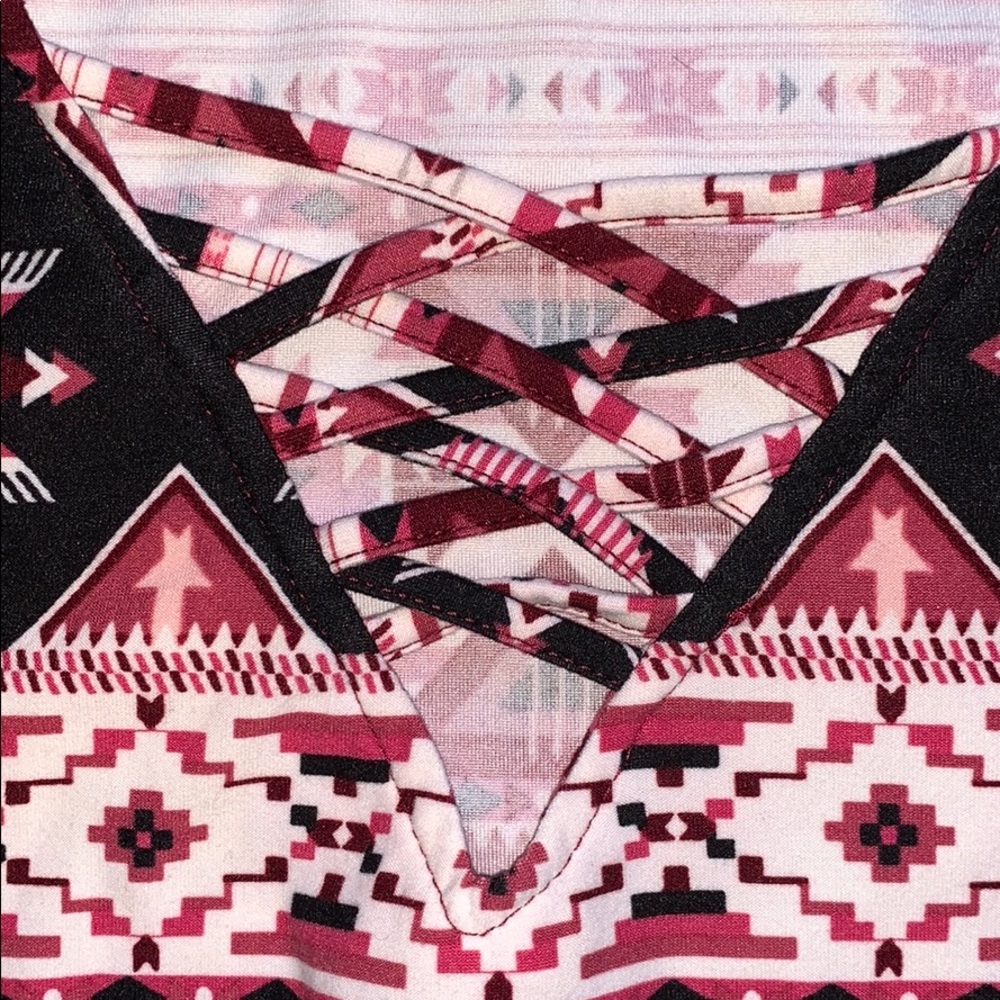 Patterned Comfy T - Picture 3 of 5